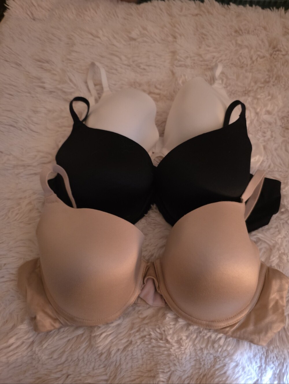 La SENZA 3-Pack T-Shirt Bras in Nude, Black & White